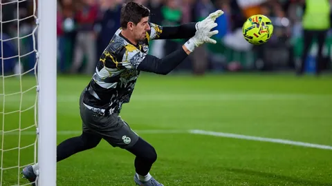 “昨日激战6胜4，萨格勒布迪纳摩今夜主场誓要洗刷败绩荣耀归来！”